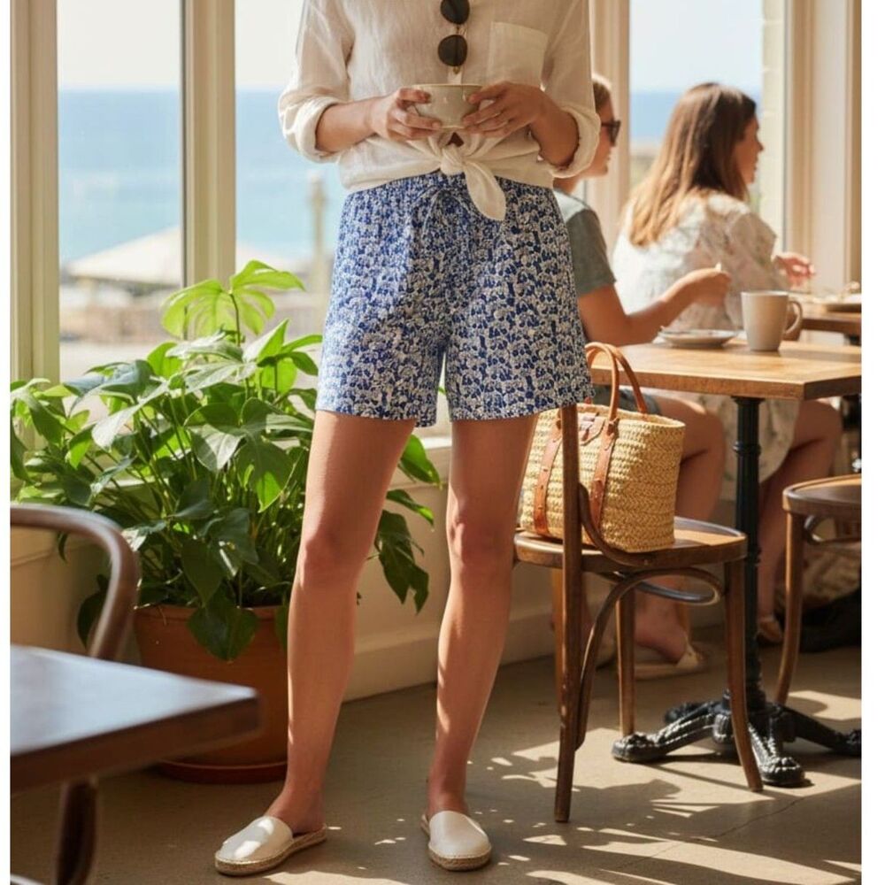 Talbots Petites Cobalt Elephant Print Cotton Bermuda Shorts Coastal Sz 14P